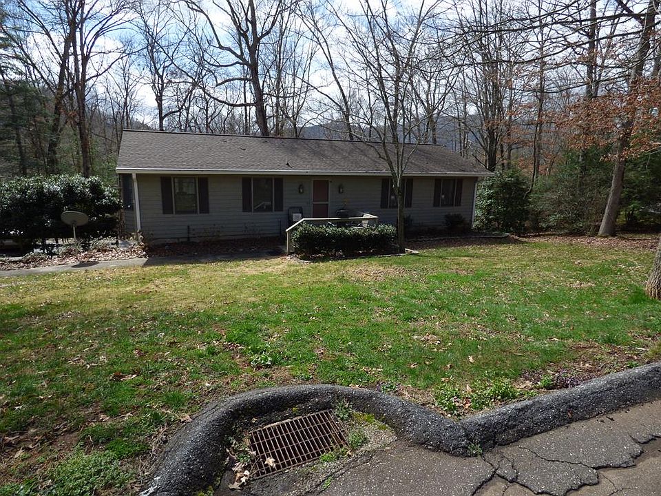 1st image of 95 Oakwood Ln