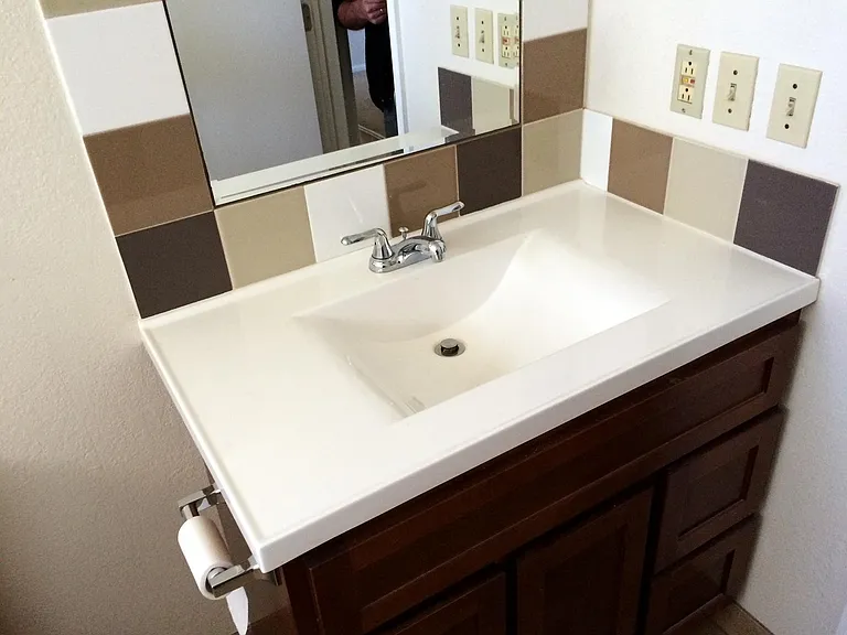 8090 Chase Dr — Photo 3