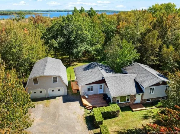 10 Newcastle Centre Rd, Canning, NB E4B 2L1