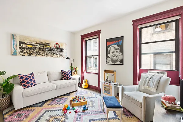 Sold by Compass | media 26