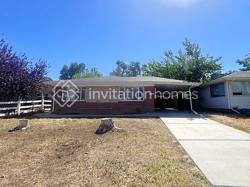2040 Ironton St Photo 1