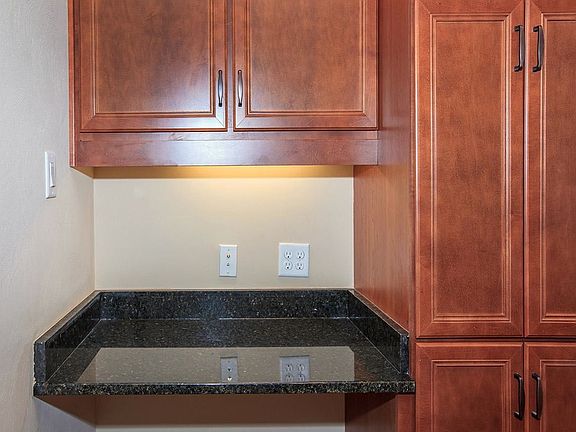 4th image of 4844 Pleasure House Ct APT 102