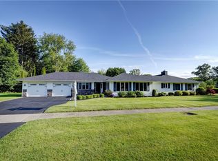 136 Kilbourn Rd, Rochester, NY 14618