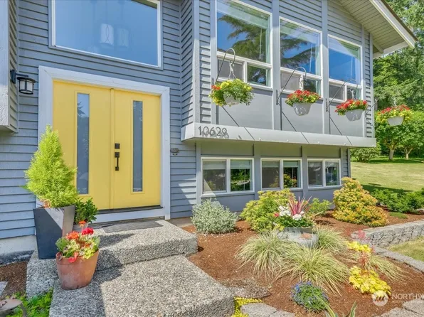 10629 183rd Court NE, Redmond, WA 98052