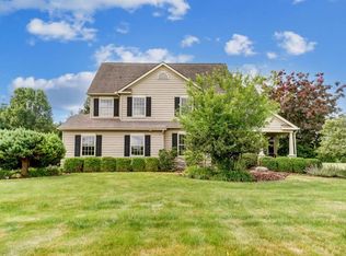 1891 Hardin Ln, Powell, OH 43065