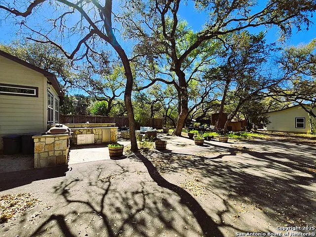 9810 Park Dr — Photo 49