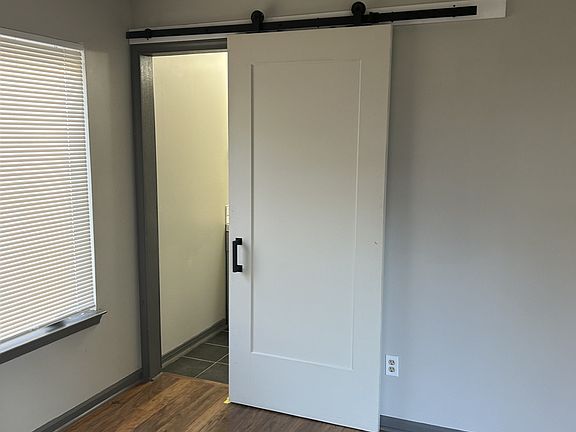 3rd image of 2108 Fort Belvoir Dr