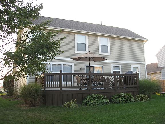 3rd image of 8641 Oak Creek Dr