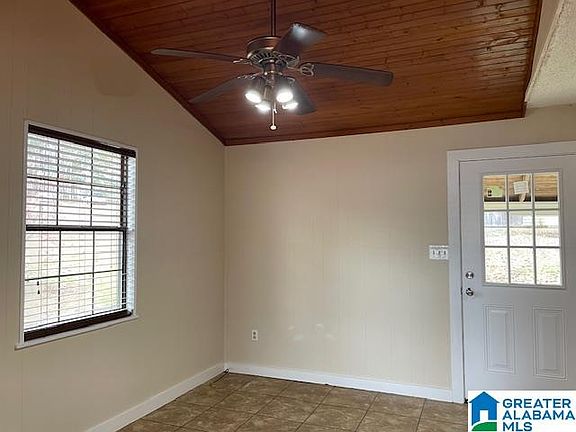 4th image of 1345 Mountain Lake Rd