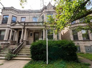 1221 W Addison St #2, Chicago, IL 60613