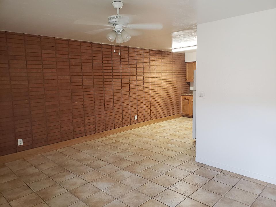 1st image of 707 W Rose Ln APT 17