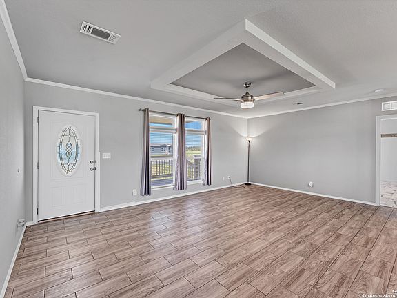5th image of 211 Galle Estates Cir.