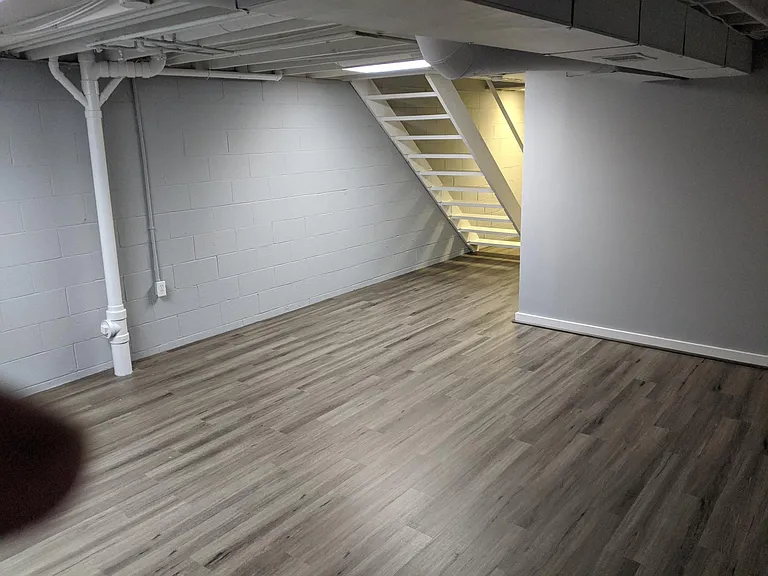 440 Edinburgh Rd — Photo 25
