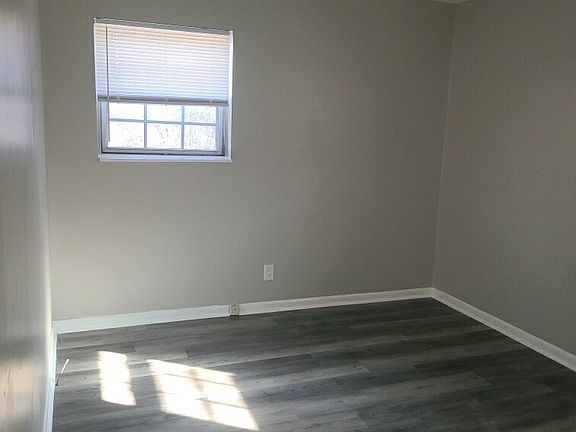 5th image of 712 28th Ave N Unit B