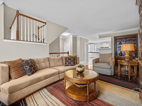 4th image of 720 Prescott Ct #720