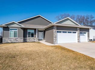 531 Deer View Ave, Tiffin, IA 52340