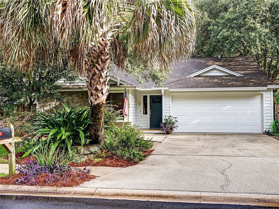 1st image of 1504 Canterbury Ln