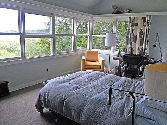 upstairs bedroom