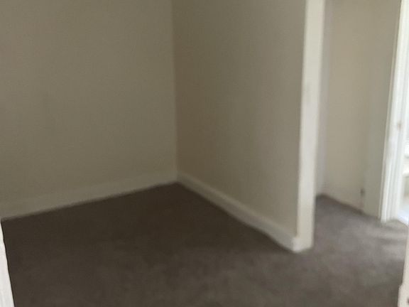 4th image of 15 Cartwright Ave