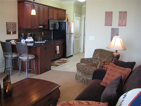3rd image of 430 W Glenn Ave Unit 313