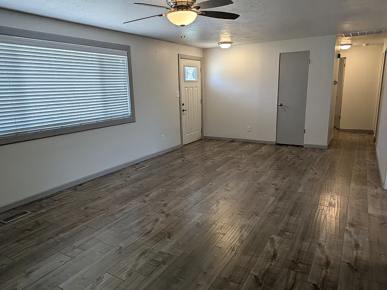 2025 N Workland Dr — Photo 9