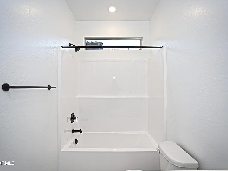 773 W Lark Dr — Photo 7