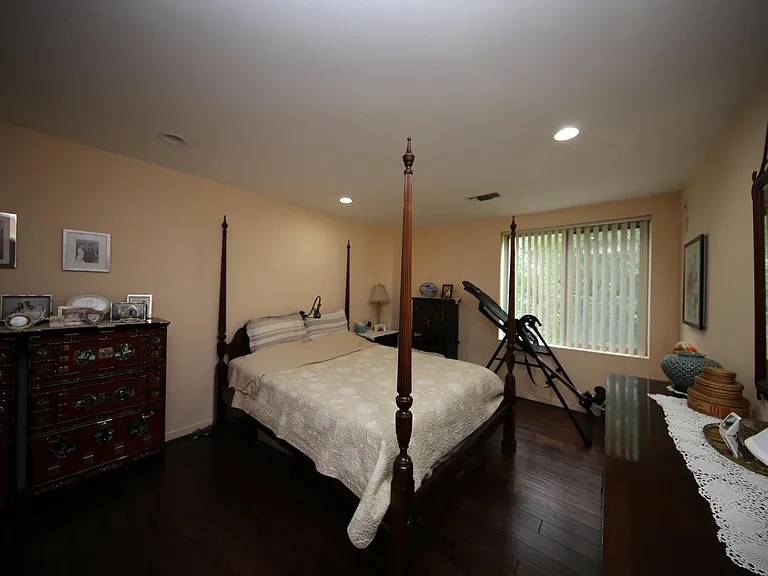 173 Oak St #104 — Photo 7