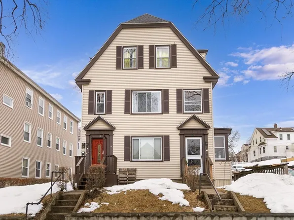13 Hitchcock Rd, Worcester, MA 01603