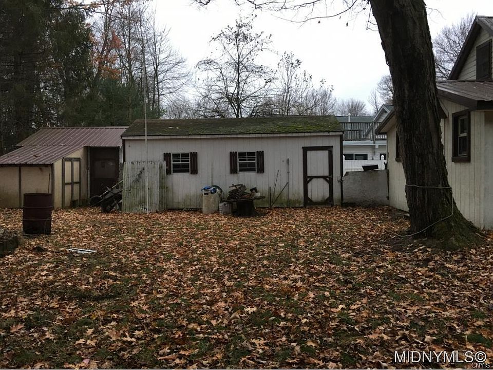 2nd image of 412 18th Ave