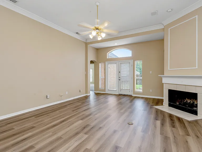 1404 Ranch Hill Dr — Photo 16