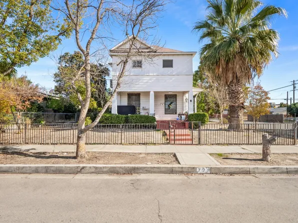 728 De Witt Ave, Sanger, CA 93657