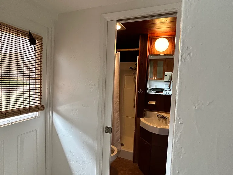 2220 Rosecrans St — Photo 30