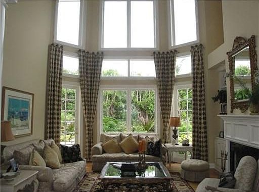 3rd image of 4 Oak Hill Way