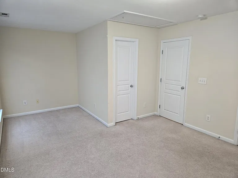 329 Kinellan Ln — Photo 13