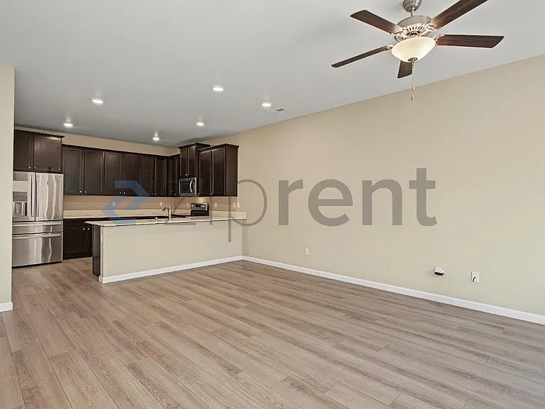 7142 NE 155th Pl — Photo 5