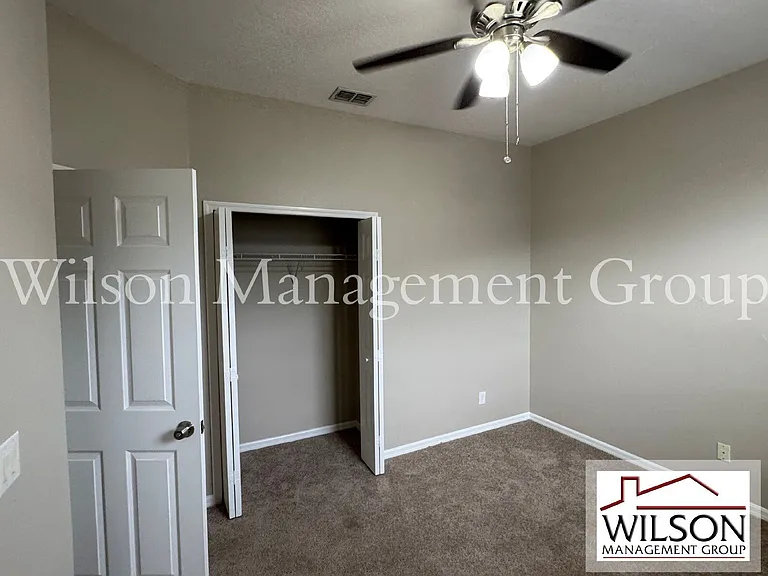 5004 Adair Oak Dr — Photo 24