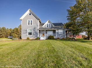 785 Keslinger Rd, Malta, IL 60150