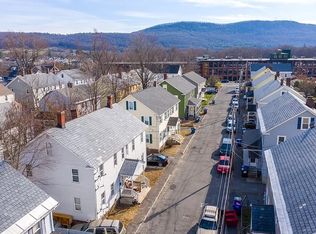 19 Arlington St, Easthampton, MA 01027