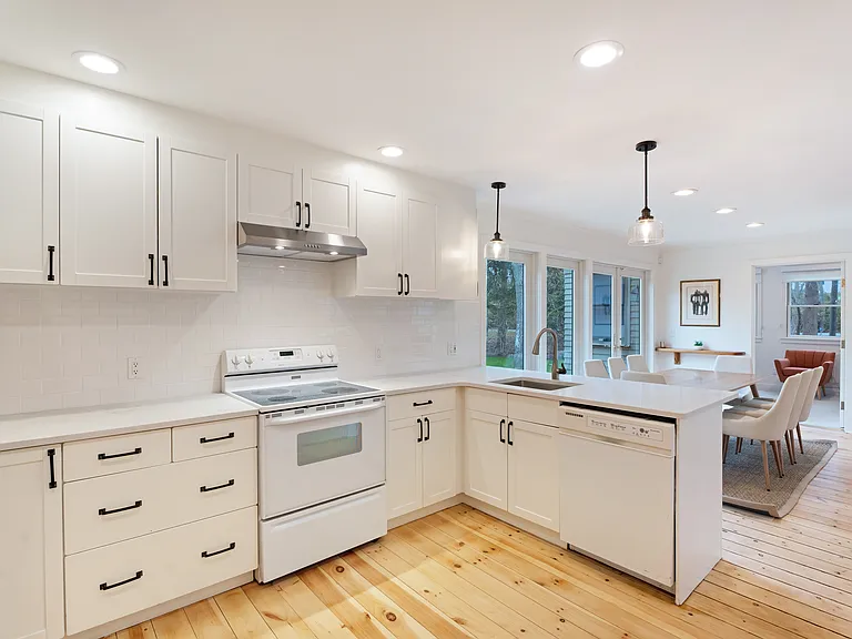 60 Aspatuck Rd — Photo 8