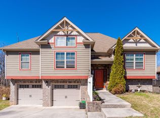 7353 Landlock Dr, Ooltewah, TN 37363