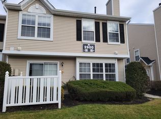 2904 Saxony Dr, Mount Laurel, NJ 08054