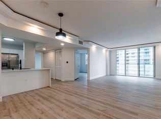 1155 Brickell Bay Dr APT 2204, Miami, FL 33131