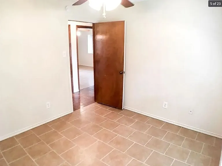 2031 Clearwater Trl — Photo 12