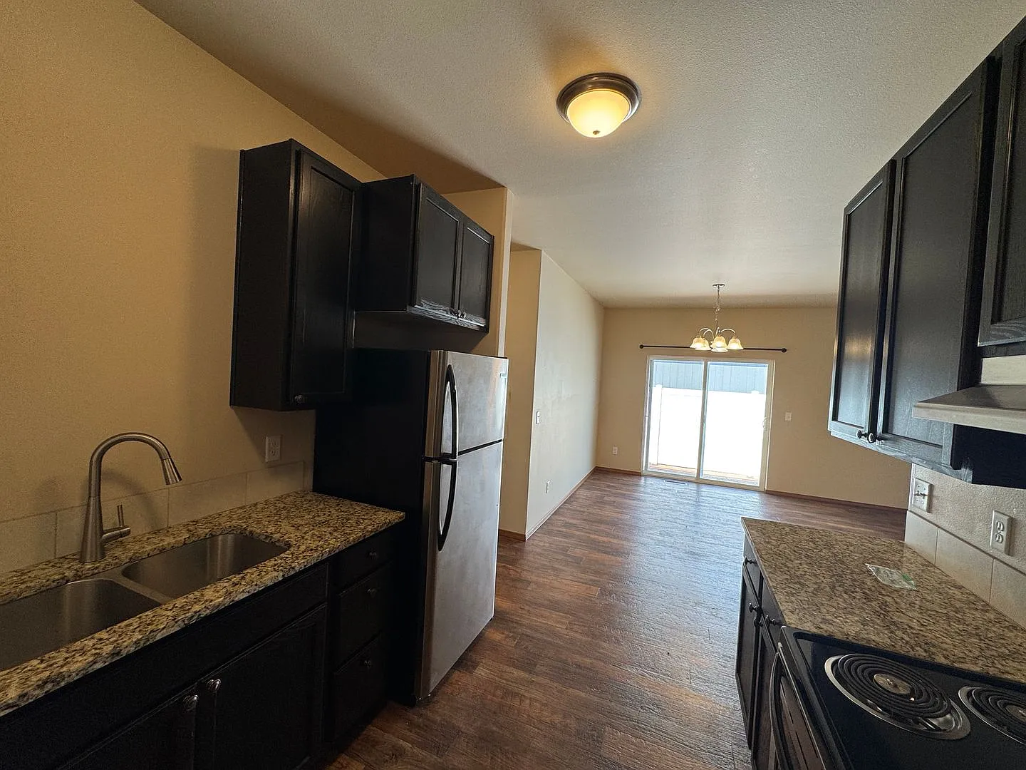 Duplex in Gated Community — Photo 4