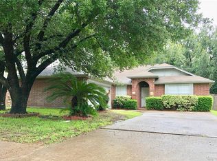 10810 Great Bridge Dr, Houston, TX 77065
