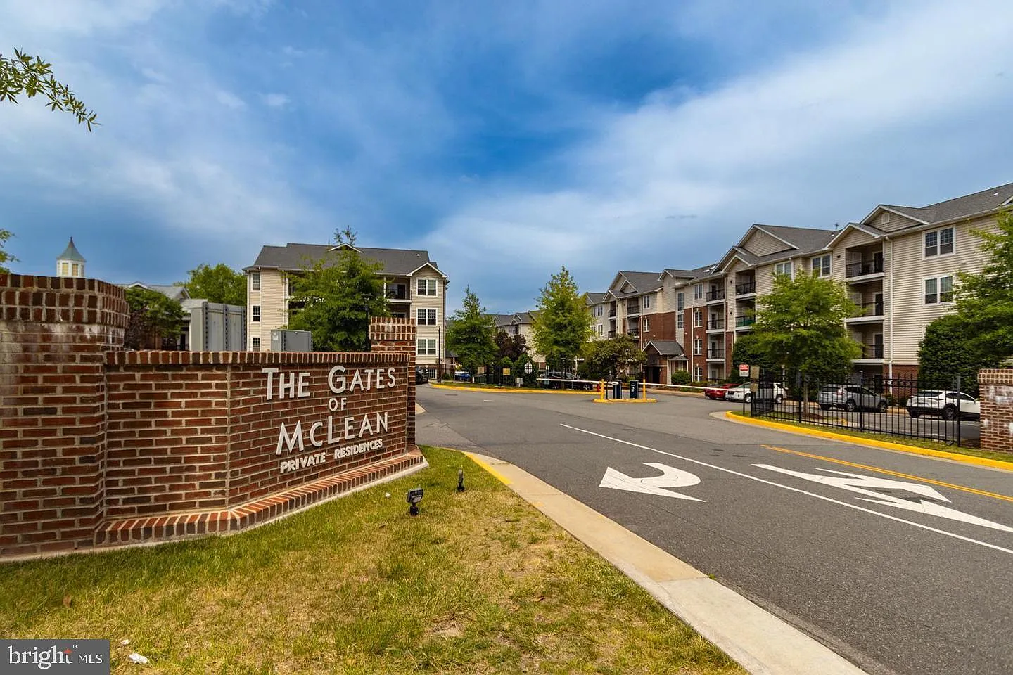 2 bed, 2.0 bath, 1149 sqft, $2,800 — Photo 2
