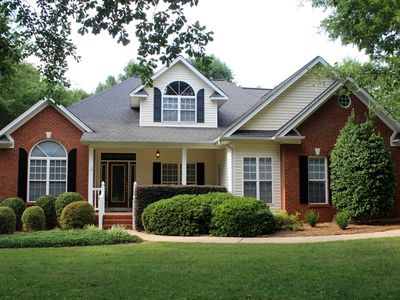 228 Willow Ridge Ln, Jackson, GA, 30233