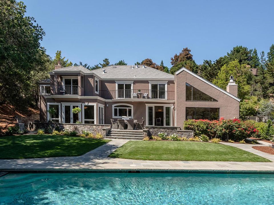 1st image of 2850 Churchill Dr