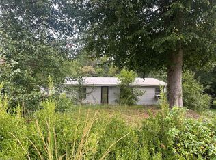 5277 Andys Dr, Winston Salem, NC 27107