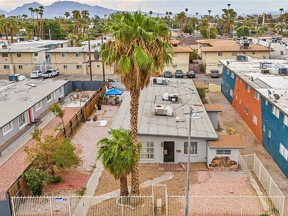 2nd image of 1905 Santa Paula Dr